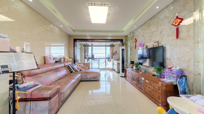 鹏润伊顿公馆二手房实景图