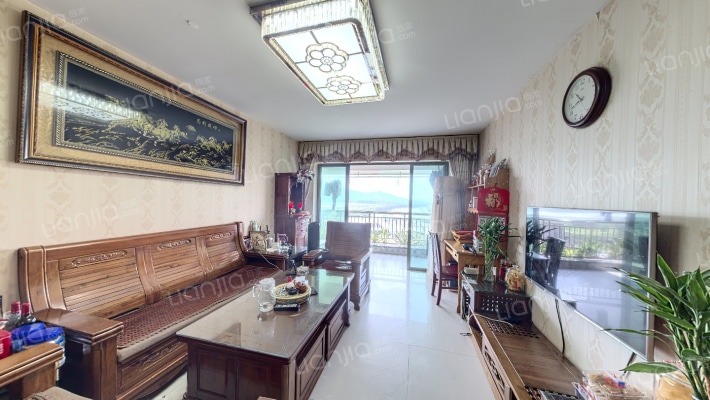 汇港名苑二手房实景图