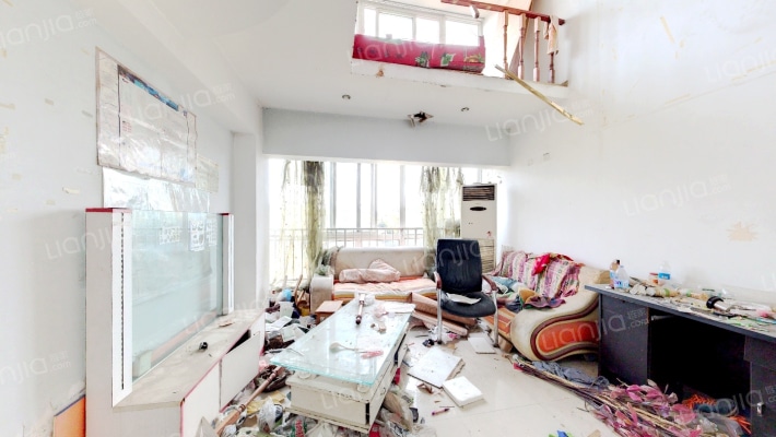 西区花园白领公寓二手房实景图