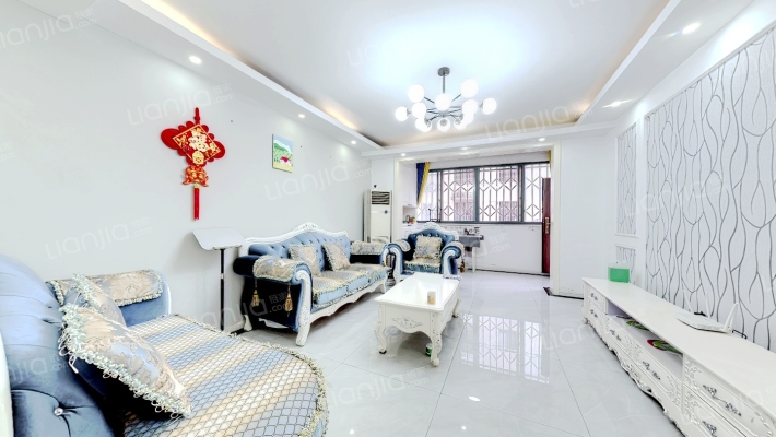 龙西新村莲花苑二手房实景图