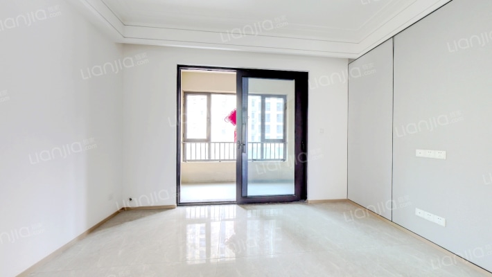 星皓锦樾二手房实景图