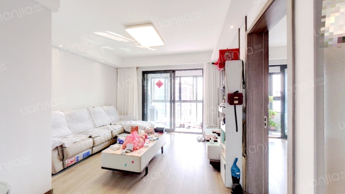 金轮水映华庭二手房实景图