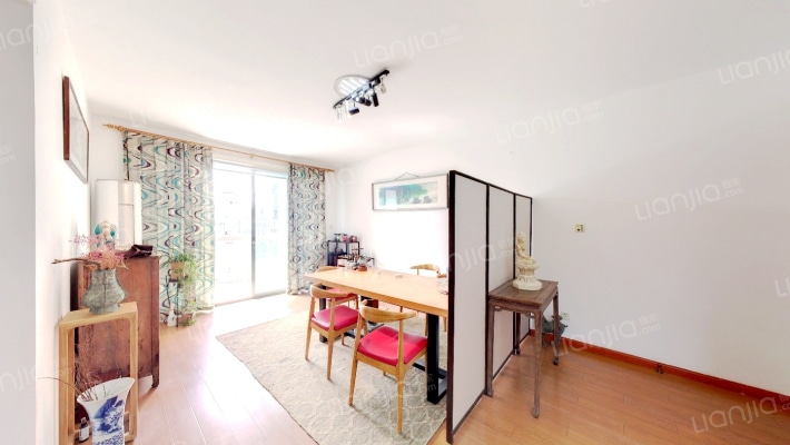 第五大道二手房实景图