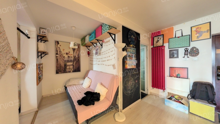 地质楼二手房实景图