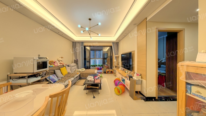 中德英伦联邦D区二手房实景图