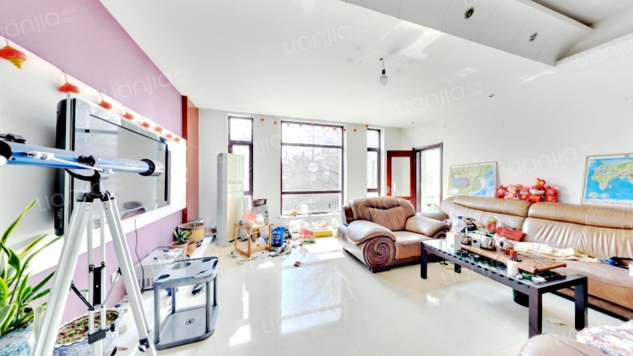 净月名仕山庄A区二手房实景图