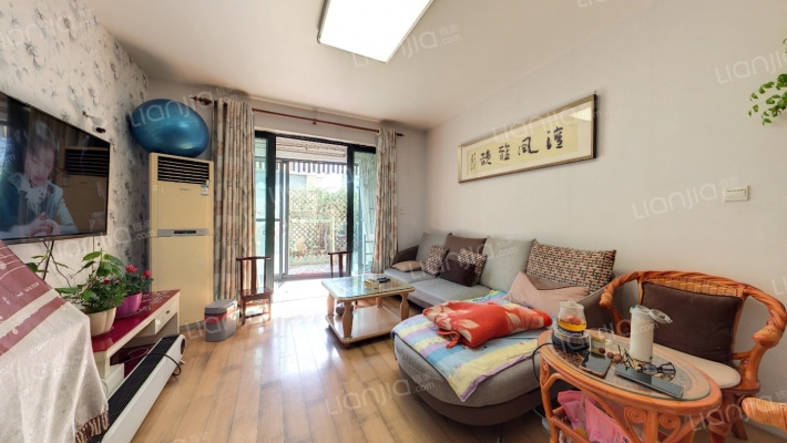 东城世纪广场二手房实景图