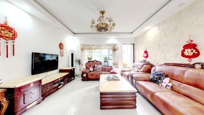 公园大地一期二手房实景图