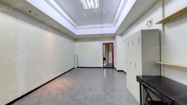 长安兴融中心二手房实景图