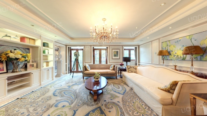 国际公园波尔多庄园二手房实景图