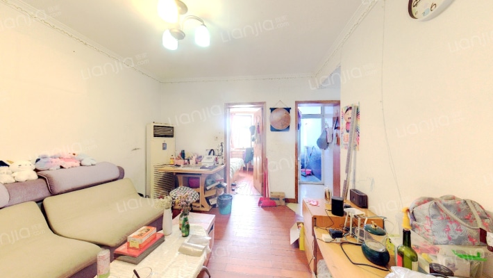 十字街70号二手房实景图