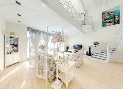 整租·大理市龙泉新区E组团 5室2厅 跃层 东_大理市龙泉新区E组团租房