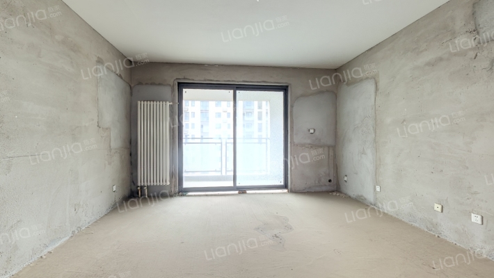 鸿运佳苑二手房实景图