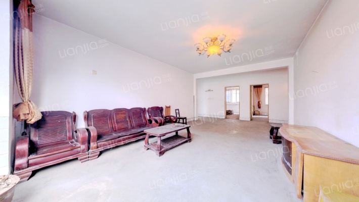 临江苑二手房实景图