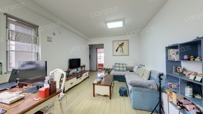 万科城二手房实景图