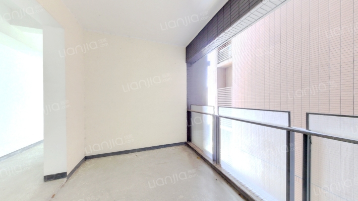 新鸿基御华园二手房实景图