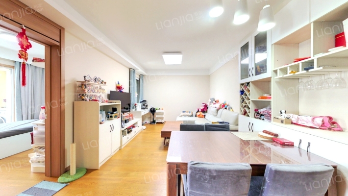 朗诗玲珑屿二手房实景图