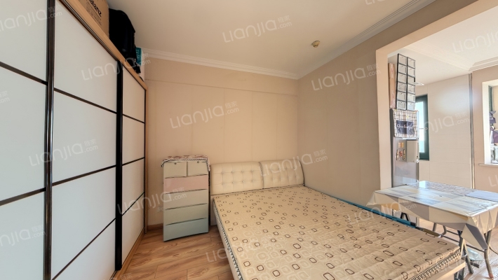 中冶凯悦名都二手房实景图