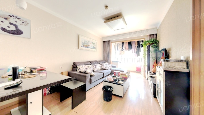 万科城一期二手房实景图