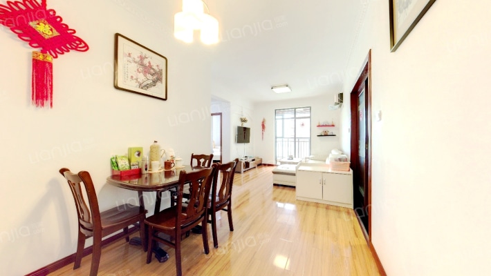 保利蓝海郡二手房实景图