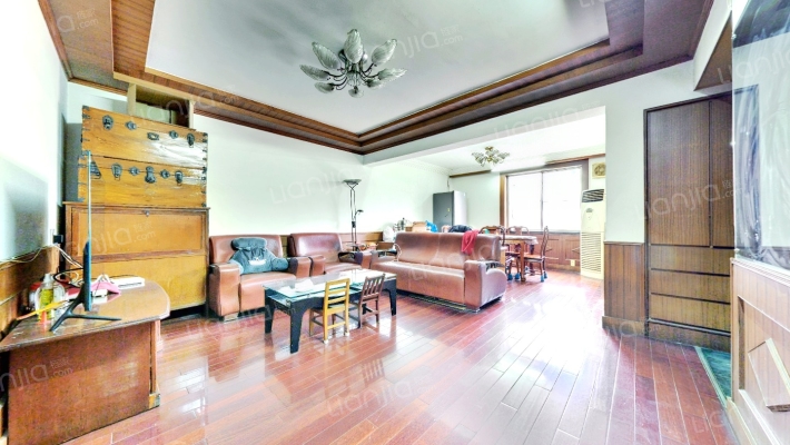 万寿新村四区二手房实景图