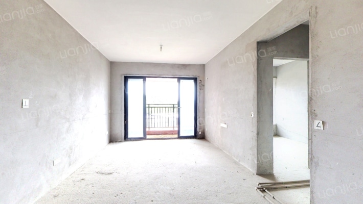 嘉宏锦峯二手房实景图