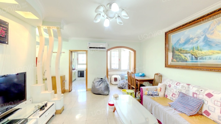 卢沟桥南里甲八号院二手房实景图