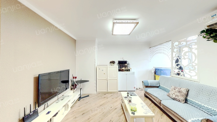 中房蓝水湾二手房实景图