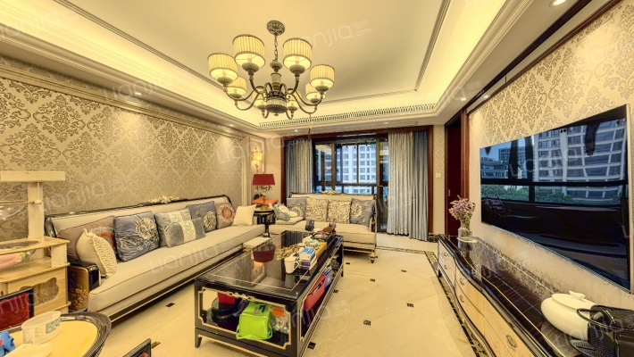 九龙仓碧玺二手房实景图