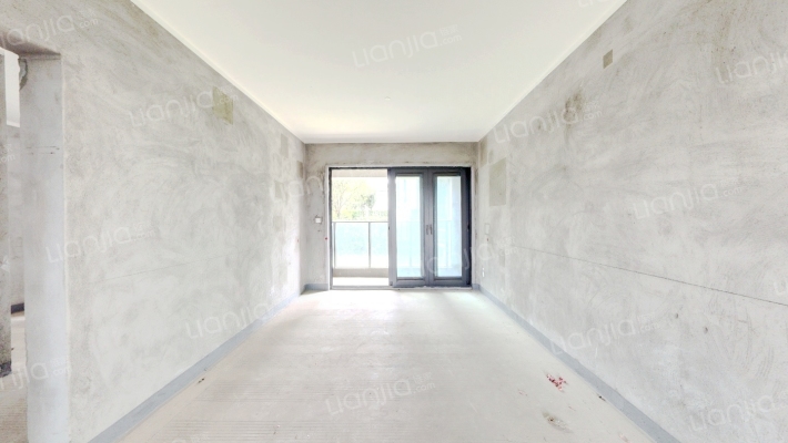 融创溪山春晓三期二手房实景图