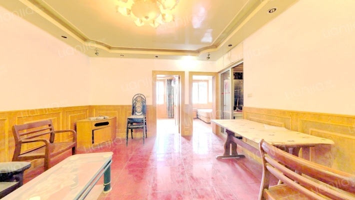 三步两桥二手房实景图