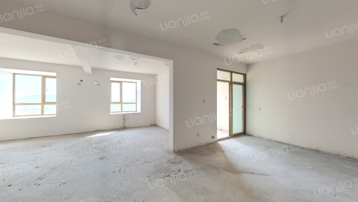 龍庭花苑二手房实景图