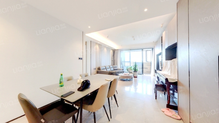 崂山金茂府东区二手房实景图