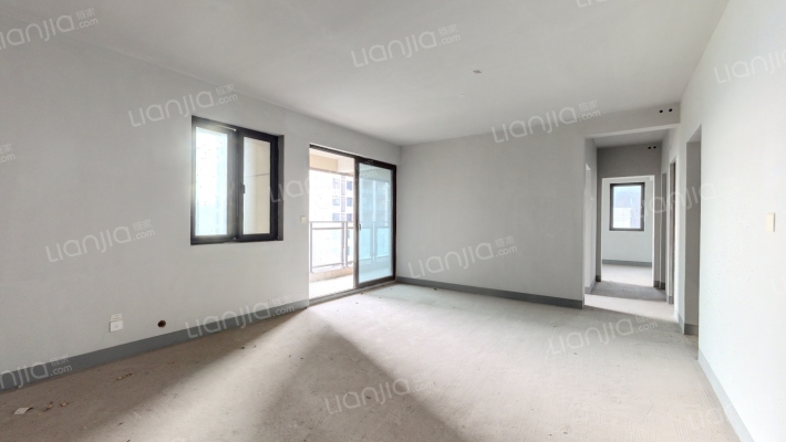 蓝光悦江府一期二手房实景图