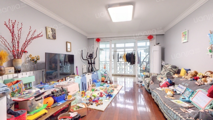 海德公寓二手房实景图