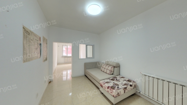 辽大家属楼二手房实景图