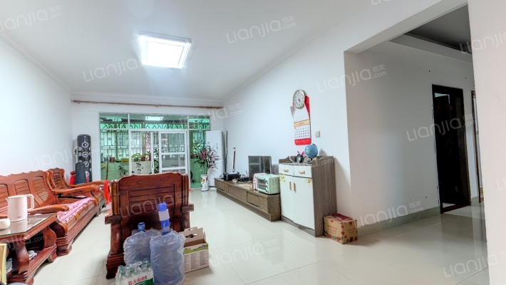 麦迪新村二手房实景图