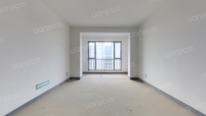 融创臻华园二手房实景图