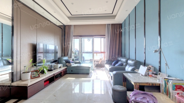 蓝光金悦府二手房实景图