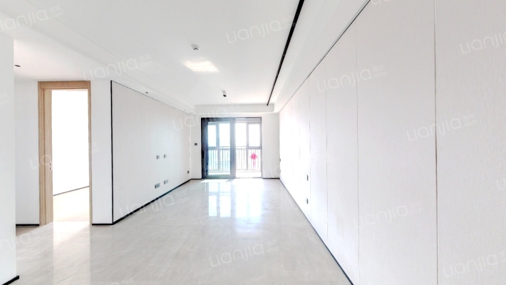 中海·逸江源境二手房实景图