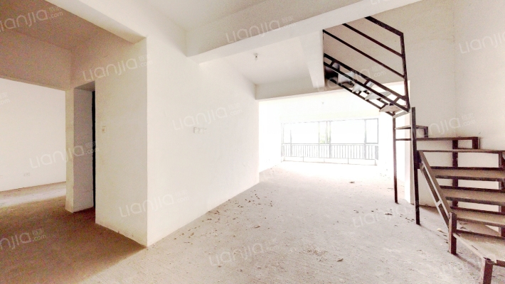 四海逸家一期二手房实景图