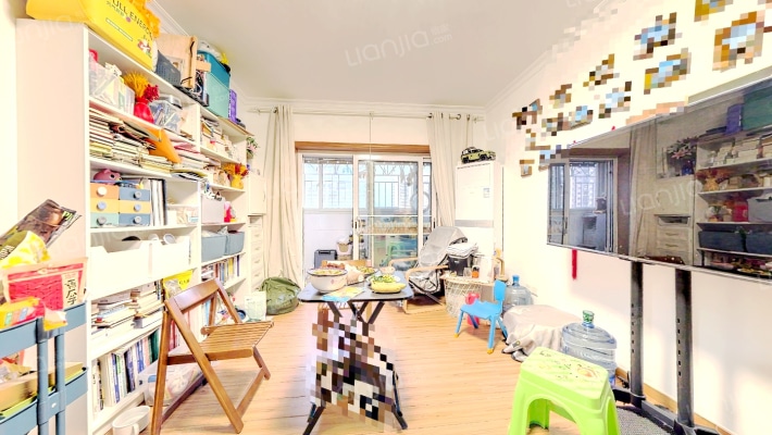 龙丽园二手房实景图