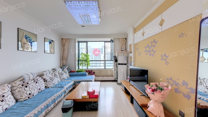 名城华府二手房实景图