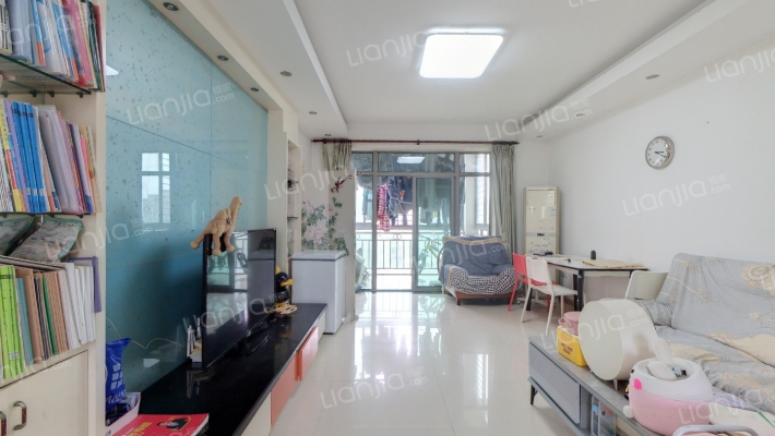 新华家园悦景居二手房实景图