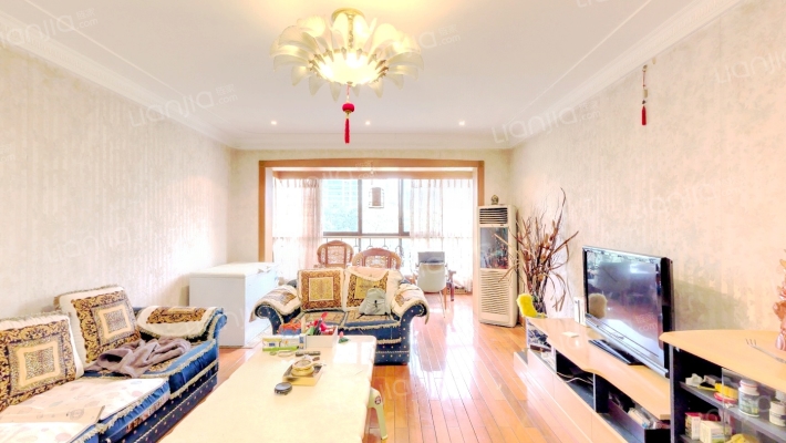 星辉苑二手房实景图