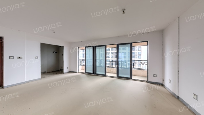 建发中央悦府二手房实景图