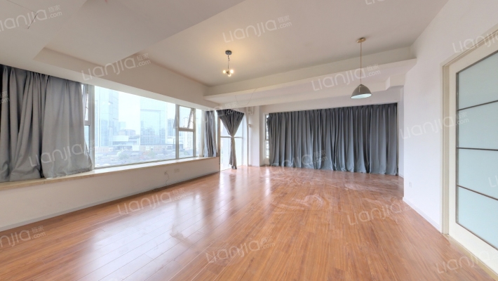 朗御二手房实景图