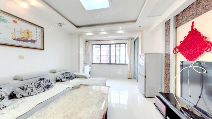 荷风景庭二手房实景图