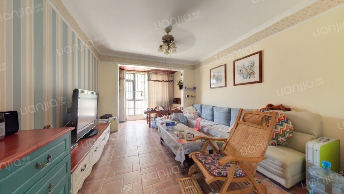 清华大溪地六号院二手房实景图