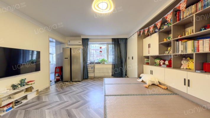 文化大院二手房实景图